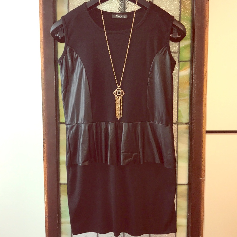 Black Peplum Mini Dress ✨🍾❤️